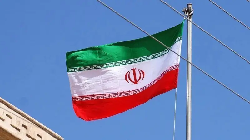 İran'da muhafazakarlardan oluşan yeni hükümet nükleer görüşmeleri sürdürmeyi planlıyor