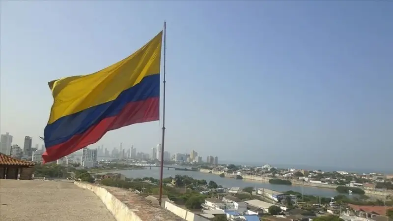 Kolombiya'da petrol sahasına yönelik saldırı sızıntıya neden oldu