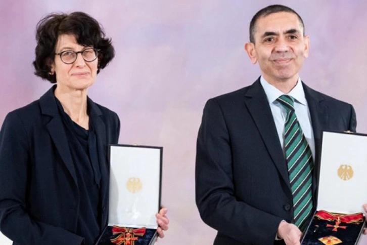 Uğur Şahin ve Özlem Türeci Almanya'nın en prestijli bilim ödülüne layık görüldü