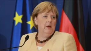 Avrupalılar olası 'Avrupa Başkanı' seçiminde Macron'u değil Merkel'i tercih ediy