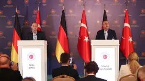 Bakan Çavuşoğlu: Türkiye'nin artık ilave bir mülteci yükünü kaldırması söz konusu değil
