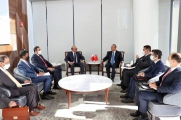 Çavuşoğlu, Bahreyn Dışişleri Bakanı Al Zayani ile görüştü