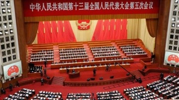 Çin Ulusal Halk Kongresinin genel yerleşmiş başladı