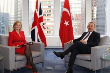 Dışişleri Bakanı Çavuşoğlu, Birleşik Krallık Dışişleri Bakanı Truss ile bir araya geldi