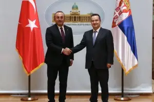 Dışişleri Bakanı Çavuşoğlu, Sırbistan Ulusal Meclisi Başkanı Daçiç ile görüştü