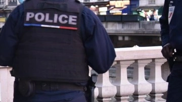 Fransa'da yabancılara çirkin muameleyi yayma fail Müslüman polise edisyon yapıldığı ortaya çıktı