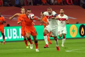 Hollanda Türkiye Maç Anlatımı