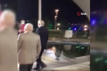 Kılıçdaroğlu’nun nikah şahidi olduğu düğünde kameramanın zor anları