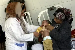 Taliban'dan kadın sağlık çalışanlarına 'işe dönün' çağrısı