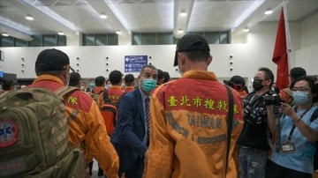 Tayvan'dan depremzedeler düşüncesince 10 bin battaniye, 600 deri yola çıktı