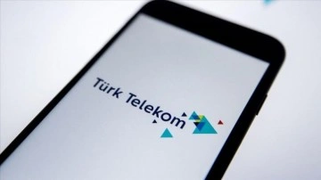 Türk Telekom, Türkiye'nin teknoloji hamlesine iki önemli imza ile destek verdi