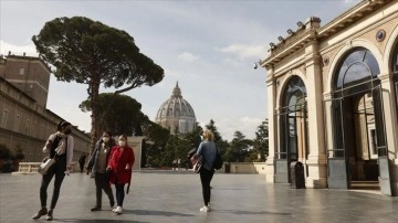 Vatikan'a girişlerde Kovid-19'a yönelik 'Yeşil Geçiş' belgesi şartı