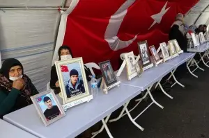 Yüreği yanık baba Erdinç: 'Eğer gelirsen hakkım helal gelmez isen helal etmiyorum'