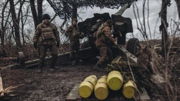 Zelenskiy: Rusya Noel'i Donbas'ta askerlerimizin ilerlemesini kapatmak düşüncesince kıymetlendirmek ist